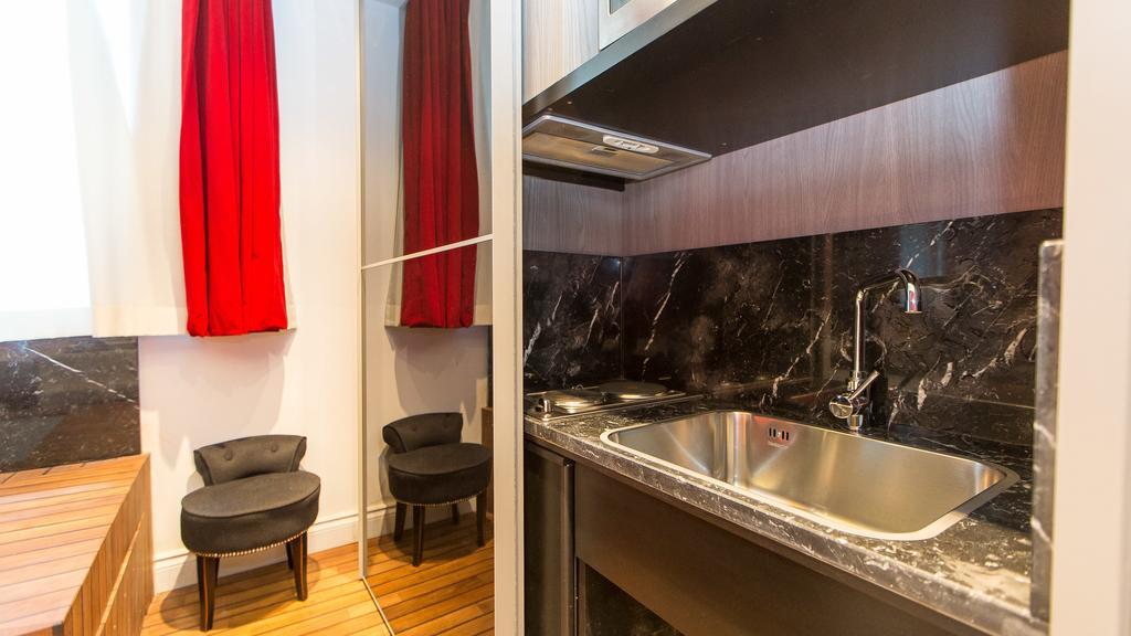 Rental In Rome Pinciana Deluxe Екстер'єр фото