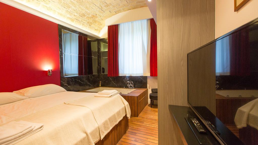 Rental In Rome Pinciana Deluxe Екстер'єр фото